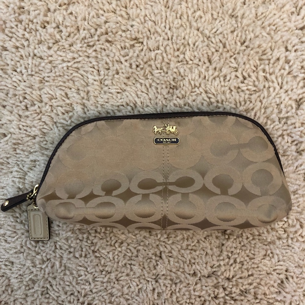 💋Coach makeup bag